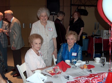 Delores Bonezkiewicz, Esther.jpg Delores Bonezkiewicz, Esther.jpg